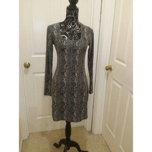 Mudd Women's Gray Snake Print Dress